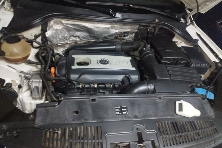 Used Volkswagen Tiguan 2010 1.8TSI Automatic All-Wheel-Drive Elite Edition Engine Bay