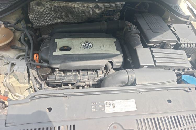 Used Volkswagen Tiguan 2010 1.8 TSI Automatic All-Wheel Drive Fashion Edition Engine Bay