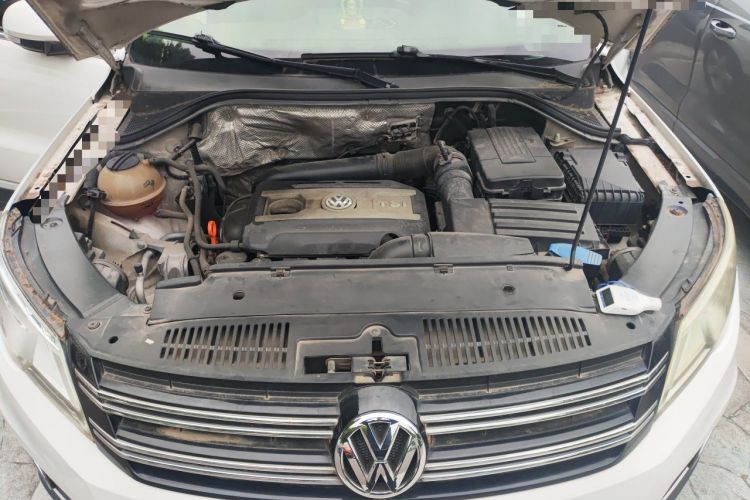 Used Volkswagen Tiguan 2010 1.8TSI Automatic Two-Wheel Drive Elite Edition Engine Bay