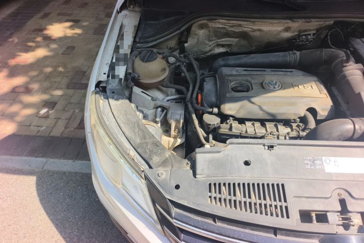 Used Volkswagen Tiguan 2010 1.8 TSI Automatic Two-Wheel Drive Urban Edition Engine Bay Right
