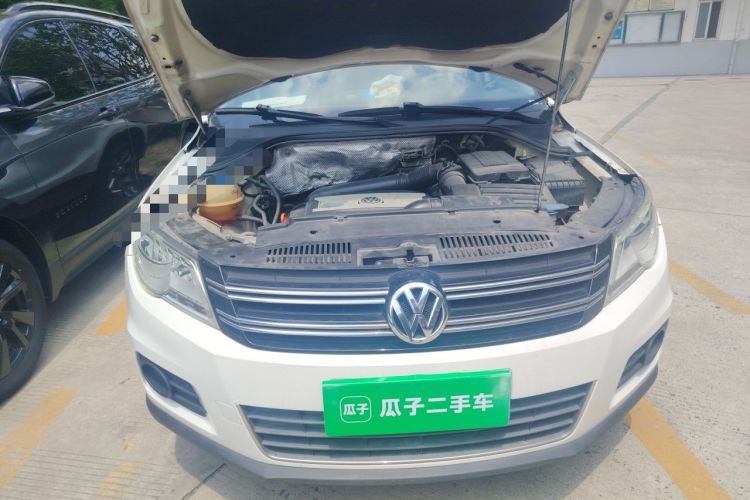Used Volkswagen Tiguan 2010 1.8 TSI Automatic All-Wheel Drive Fashion Edition Engine Bay Right