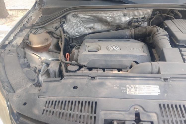 Used Volkswagen Tiguan 2010 2.0 TSI Automatic All-Wheel Drive Flagship Edition Engine Bay Right