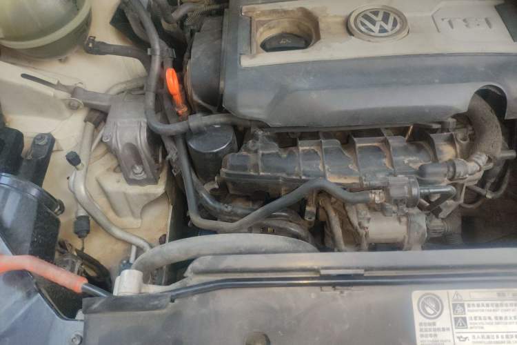 Used Volkswagen Tiguan 2010 1.8TSI Automatic All-Wheel-Drive Elite Edition Engine Bay Right