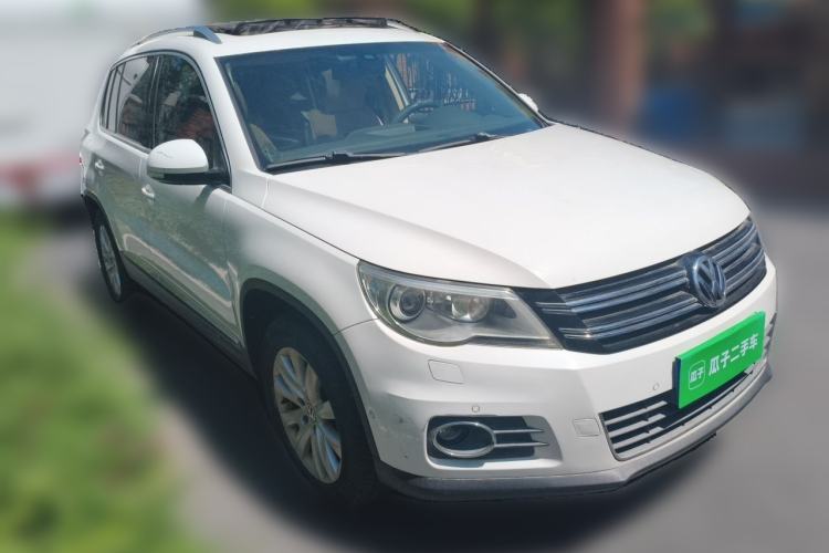 Used Volkswagen Tiguan 2010 2.0 TSI Automatic All-Wheel Drive Flagship Edition Front Right 45 Deg