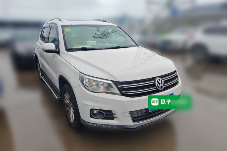 Used Volkswagen Tiguan 2010 2.0 TSI Automatic All-Wheel Drive Flagship Edition Front Right 45 Deg