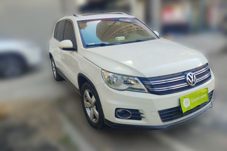 Used Volkswagen Tiguan 2010 1.8TSI Automatic Two-Wheel Drive Elite Edition Front Right 45 Deg