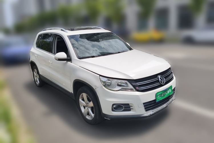 Used Volkswagen Tiguan 2010 1.8TSI Automatic Two-Wheel Drive Elite Edition Front Right 45 Deg