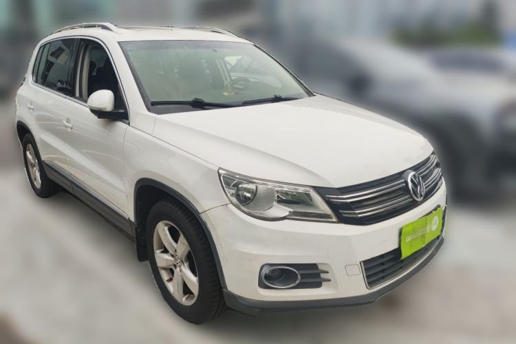 Used Volkswagen Tiguan 2010 1.8TSI Automatic Two-Wheel Drive Elite Edition Front Right 45 Deg