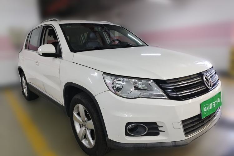 Used Volkswagen Tiguan 2010 1.8TSI Automatic Two-Wheel Drive Elite Edition Front Right 45 Deg