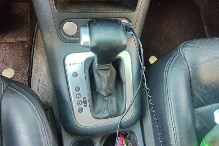 Used Volkswagen Tiguan 2010 1.8TSI Automatic Two-Wheel Drive Elite Edition Gear Lever