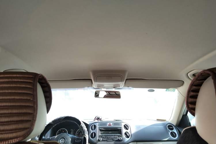 Used Volkswagen Tiguan 2010 1.8 TSI Automatic Two-Wheel Drive Trend Edition Headliner
