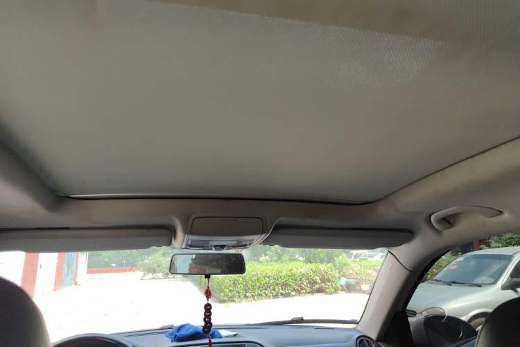 Used Volkswagen Tiguan 2010 2.0 TSI Automatic All-Wheel-Drive Elite Edition Headliner