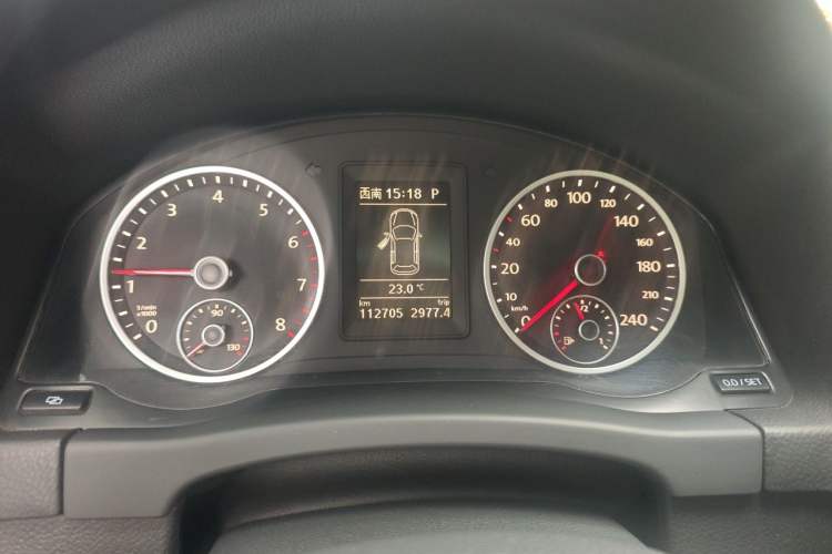 Used Volkswagen Tiguan 2010 1.8TSI Automatic Two-Wheel Drive Elite Edition Instrument Cluster