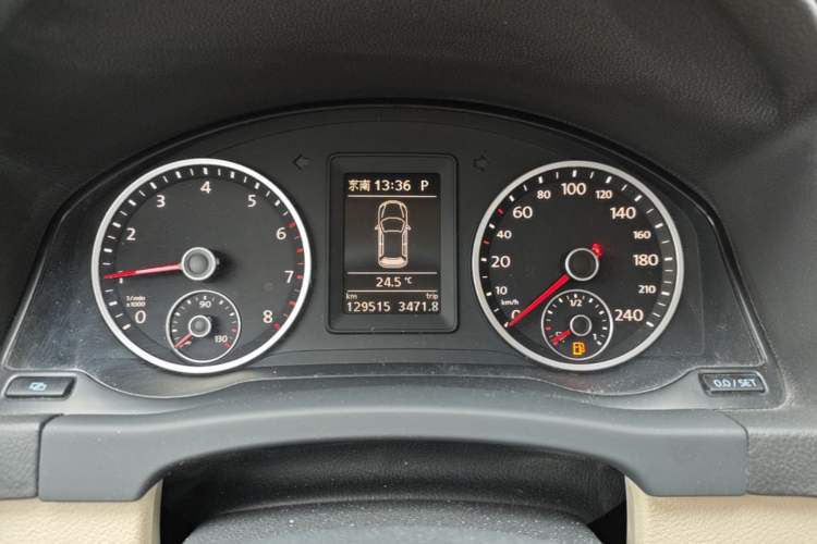 Used Volkswagen Tiguan 2010 1.8TSI Automatic All-Wheel-Drive Elite Edition Instrument Cluster