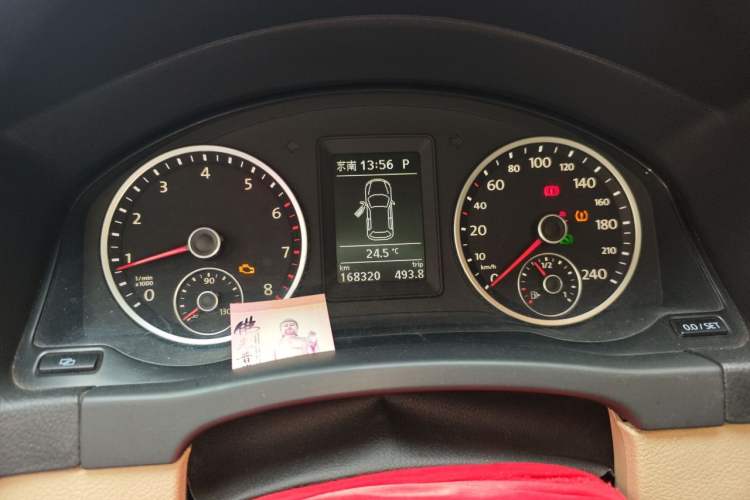 Used Volkswagen Tiguan 2010 1.8TSI Automatic All-Wheel-Drive Elite Edition Instrument Cluster