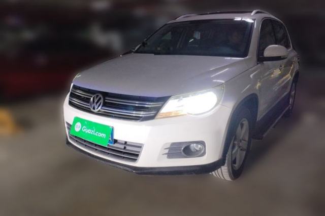 Używany Volkswagen Tiguan 2010 2.0 TSI Automatic All-Wheel-Drive Elite Edition