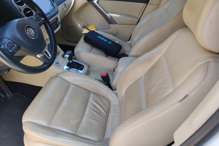 Used Volkswagen Tiguan 2010 1.8 TSI Automatic Two-Wheel Drive Trend Edition Left Front Seat