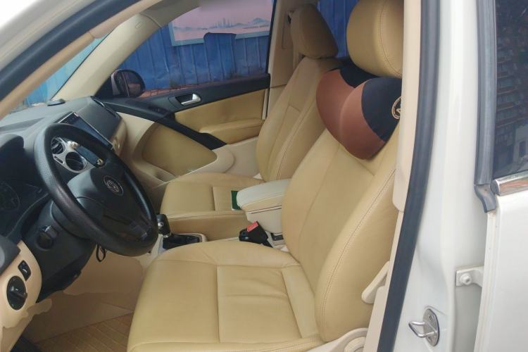 Used Volkswagen Tiguan 2010 1.8 TSI Automatic Two-Wheel Drive Urban Edition Left Front Seat