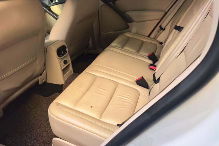 Used Volkswagen Tiguan 2010 1.8TSI Automatic All-Wheel-Drive Elite Edition Left Rear Seat