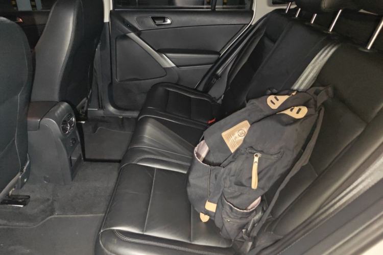 Used Volkswagen Tiguan 2010 2.0 TSI Automatic All-Wheel-Drive Elite Edition Left Rear Seat