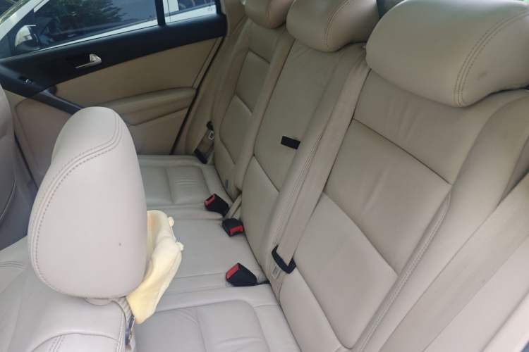 Used Volkswagen Tiguan 2010 1.8TSI Automatic All-Wheel-Drive Elite Edition Left Rear Seat