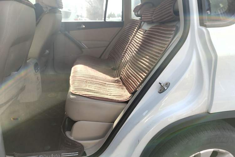 Used Volkswagen Tiguan 2010 1.8 TSI Automatic Two-Wheel Drive Trend Edition Left Rear Seat