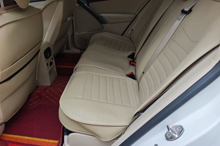 Used Volkswagen Tiguan 2010 1.8TSI Automatic All-Wheel-Drive Elite Edition Left Rear Seat