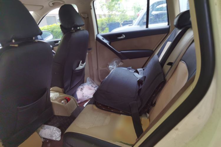 Used Volkswagen Tiguan 2010 1.8 TSI Manual Two-Wheel Drive Urban Edition Left Rear Seat