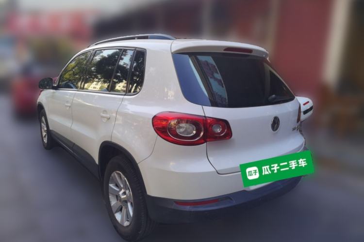 Used Volkswagen Tiguan 2010 1.8 TSI Automatic All-Wheel Drive Fashion Edition Rear Left 45 Deg