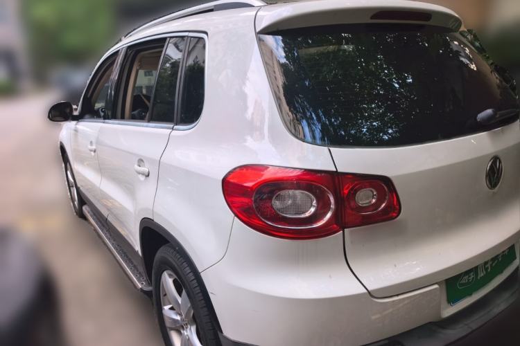 Used Volkswagen Tiguan 2010 1.8TSI Automatic All-Wheel-Drive Elite Edition Rear Left 45 Deg