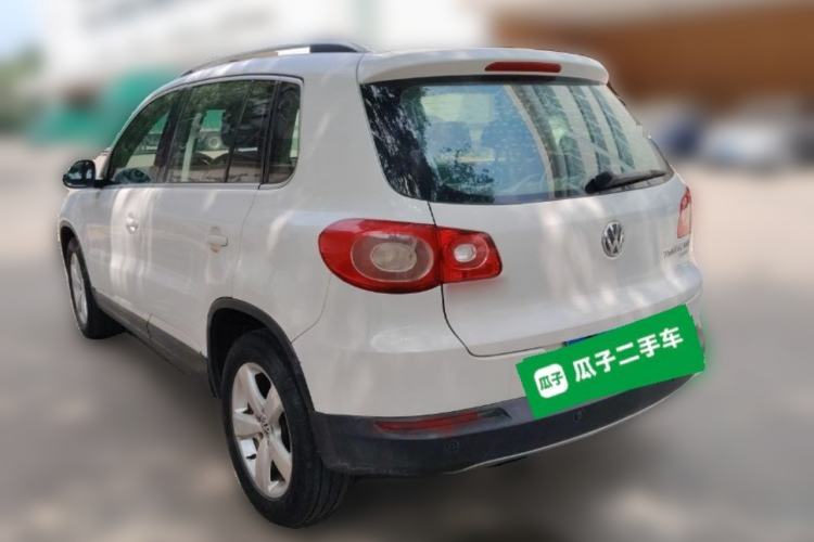 Used Volkswagen Tiguan 2010 1.8 TSI Automatic All-Wheel Drive Fashion Edition Rear Left 45 Deg