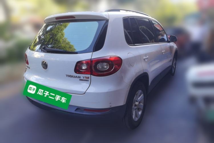 Used Volkswagen Tiguan 2010 1.8 TSI Automatic All-Wheel Drive Fashion Edition Rear Right 45 Deg