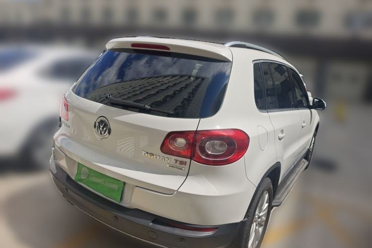 Used Volkswagen Tiguan 2010 2.0 TSI Automatic All-Wheel Drive Flagship Edition Rear Right 45 Deg