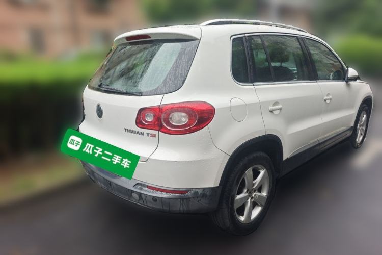 Used Volkswagen Tiguan 2010 1.8TSI Automatic Two-Wheel Drive Elite Edition Rear Right 45 Deg