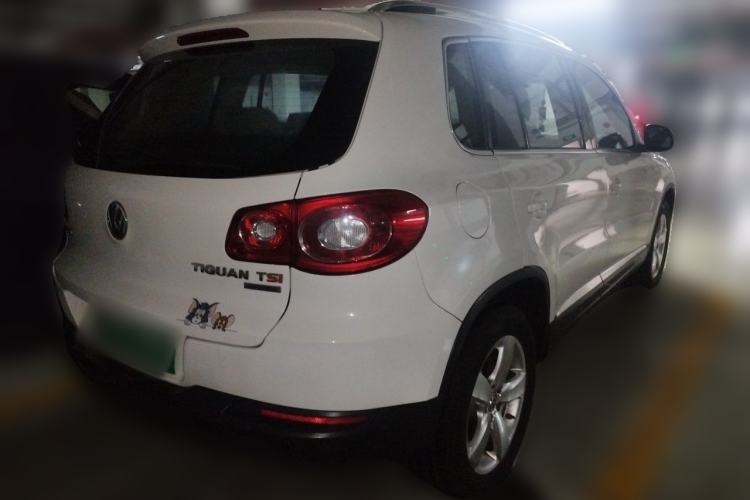 Used Volkswagen Tiguan 2010 1.8TSI Automatic All-Wheel-Drive Elite Edition Rear Right 45 Deg