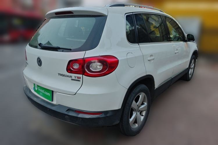 Used Volkswagen Tiguan 2010 1.8TSI Automatic All-Wheel-Drive Elite Edition Rear Right 45 Deg