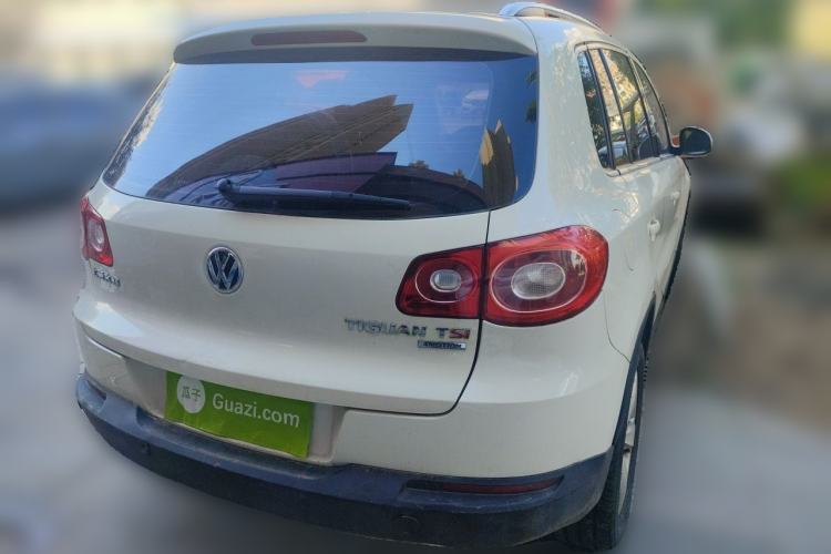 Used Volkswagen Tiguan 2010 1.8TSI Automatic Two-Wheel Drive Elite Edition Rear Right 45 Deg