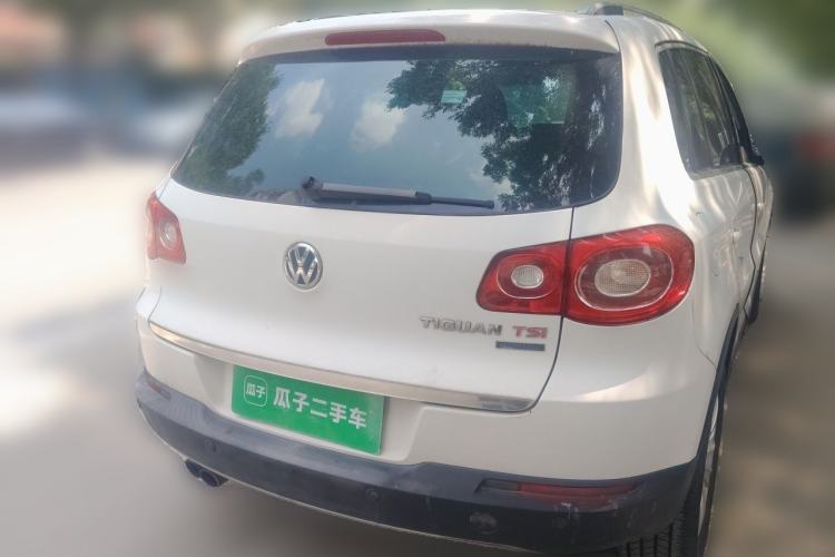 Used Volkswagen Tiguan 2010 2.0 TSI Automatic All-Wheel Drive Flagship Edition Rear Right 45 Deg