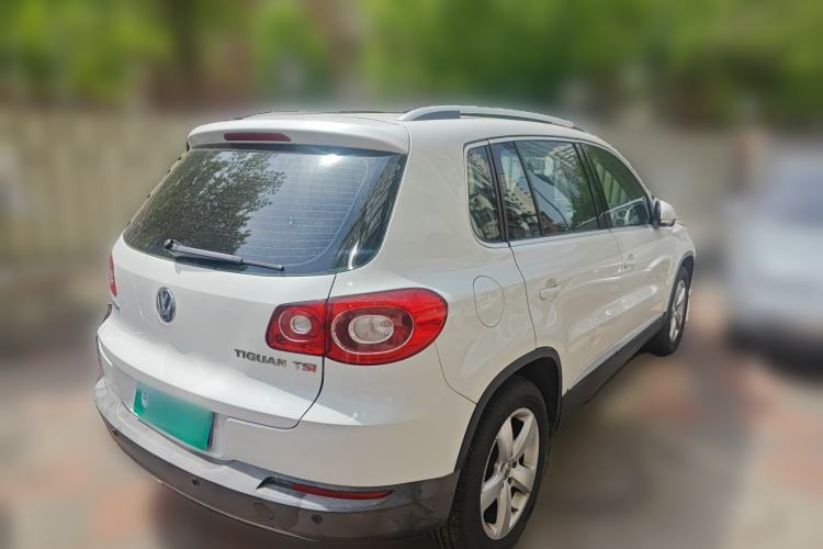 Used Volkswagen Tiguan 2010 1.8TSI Automatic Two-Wheel Drive Elite Edition Rear Right 45 Deg