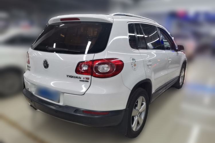 Used Volkswagen Tiguan 2010 2.0 TSI Automatic All-Wheel-Drive Elite Edition Rear Right 45 Deg
