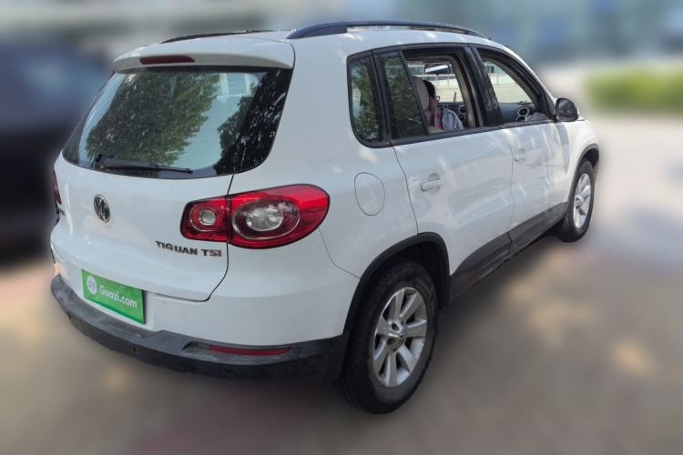 Used Volkswagen Tiguan 2010 1.8 TSI Automatic Two-Wheel Drive Trend Edition Rear Right 45 Deg