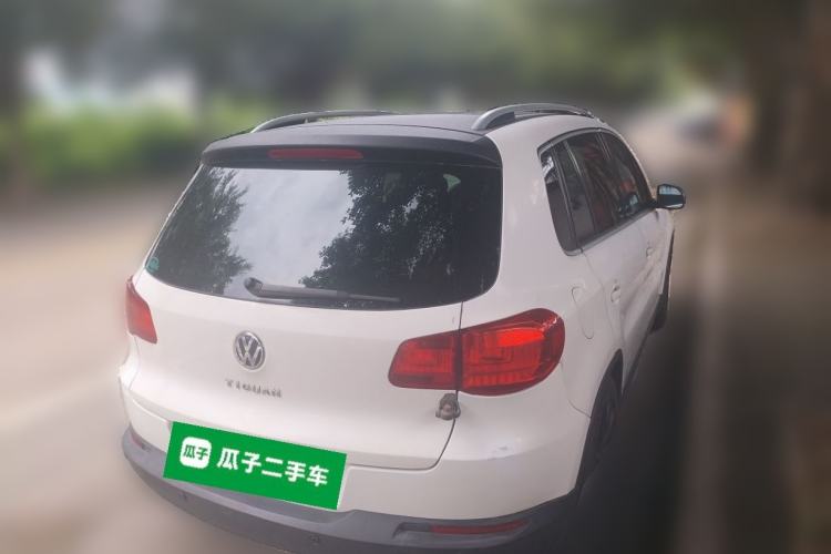 Used Volkswagen Tiguan 2010 1.8TSI Automatic Two-Wheel Drive Elite Edition Rear Right 45 Deg
