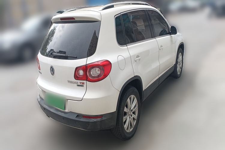 Used Volkswagen Tiguan 2010 2.0 TSI Automatic All-Wheel Drive Flagship Navigation Edition Rear Right 45 Deg