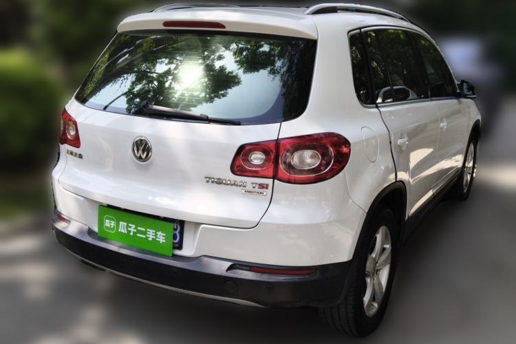 Used Volkswagen Tiguan 2010 1.8TSI Automatic All-Wheel-Drive Elite Edition Rear Right 45 Deg