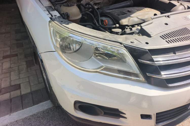 Used Volkswagen Tiguan 2010 1.8 TSI Automatic Two-Wheel Drive Urban Edition Right Front Headlight