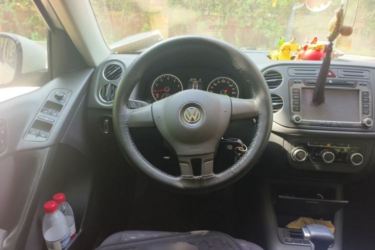 Used Volkswagen Tiguan 2010 1.8 TSI Automatic Two-Wheel Drive Urban Edition Steering Wheel
