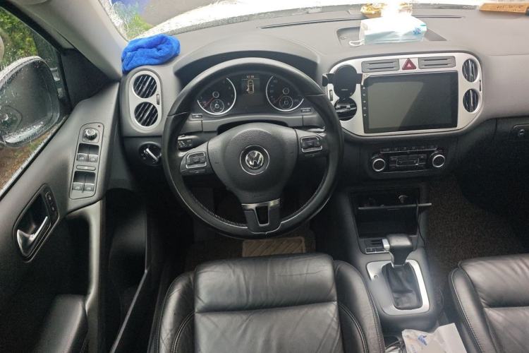 Used Volkswagen Tiguan 2010 1.8TSI Automatic Two-Wheel Drive Elite Edition Steering Wheel