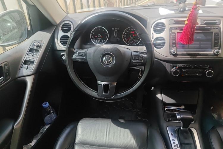 Used Volkswagen Tiguan 2010 1.8TSI Automatic Two-Wheel Drive Elite Edition Steering Wheel