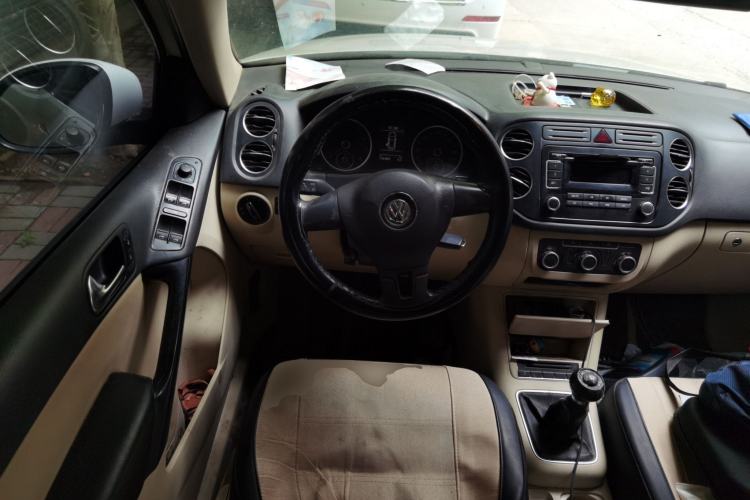 Used Volkswagen Tiguan 2010 1.8 TSI Manual Two-Wheel Drive Urban Edition Steering Wheel