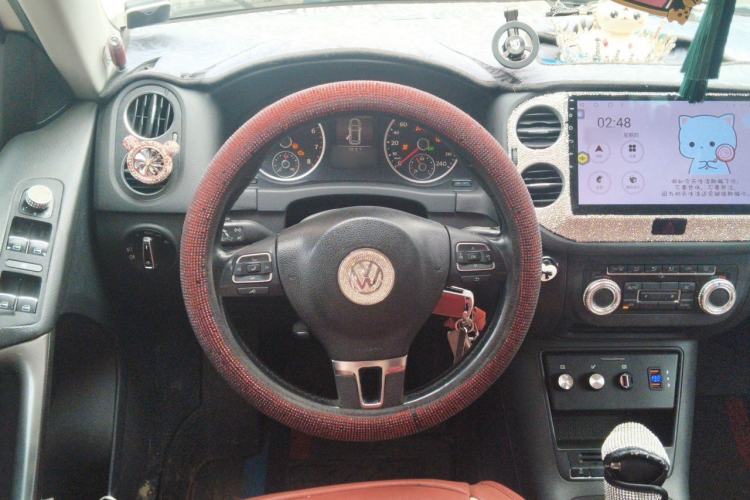Used Volkswagen Tiguan 2010 1.8 TSI Automatic All-Wheel Drive Fashion Edition Steering Wheel